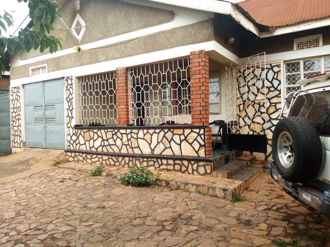 Bungalow for sale in Namuwongo Kampala