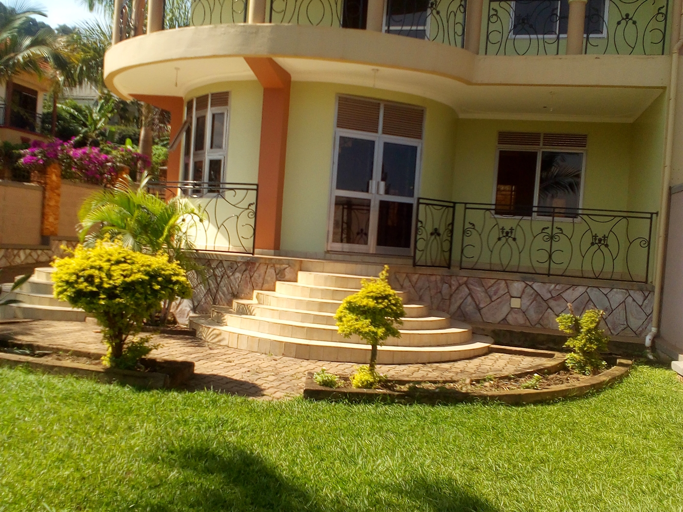 Duplex for rent in Buziga Kampala