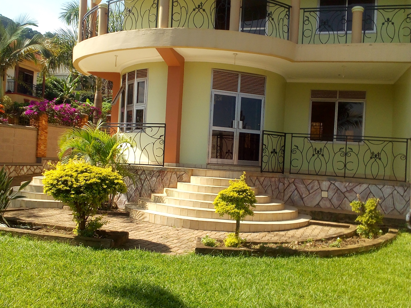 Duplex for rent in Buziga Kampala