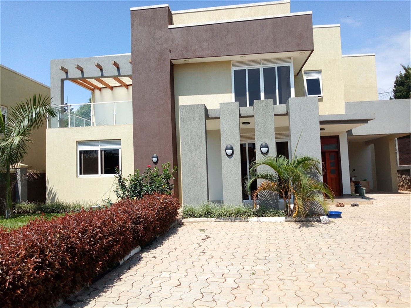 Mansion for sale in Muyenga Kampala