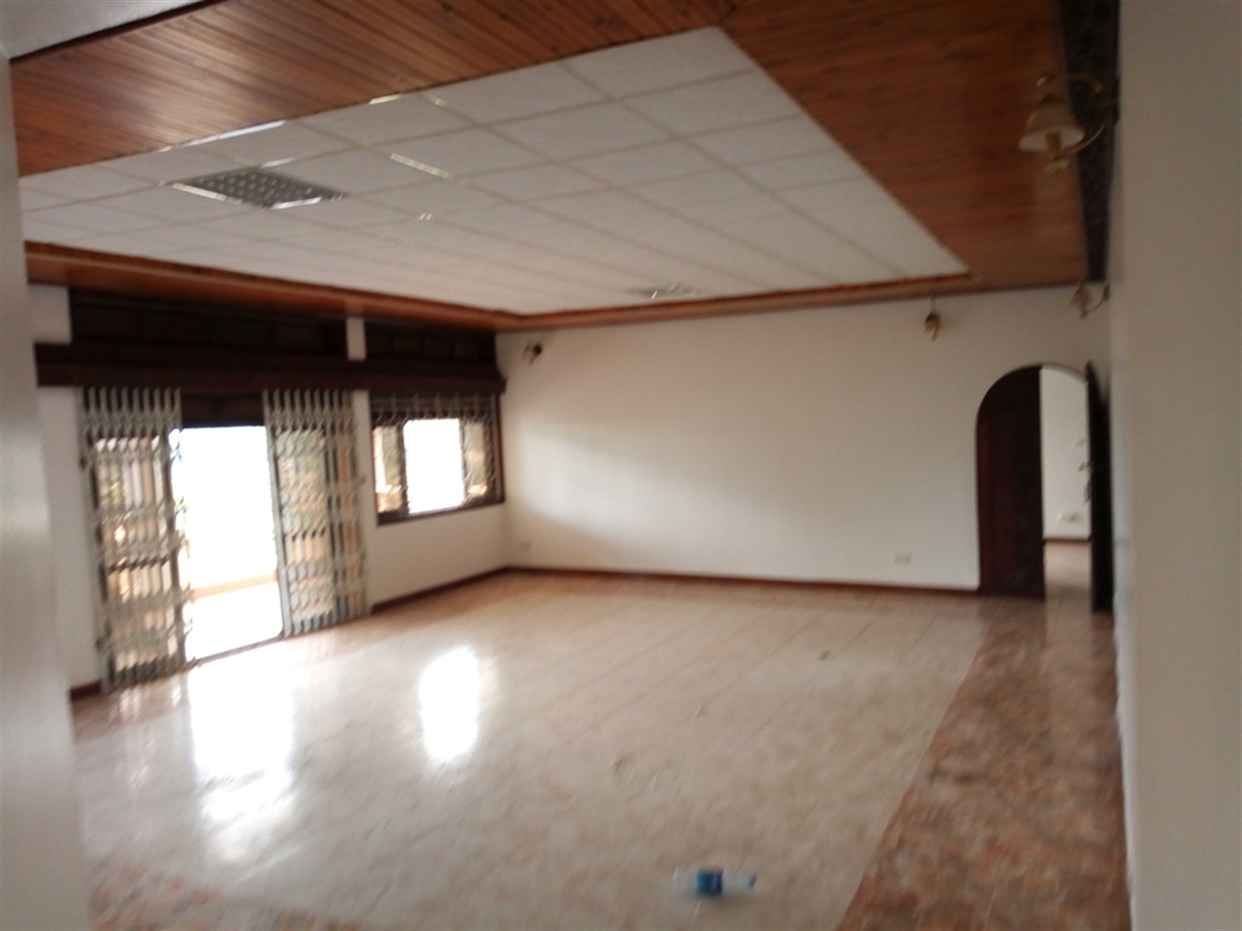 Mansion for rent in Muyenga Kampala