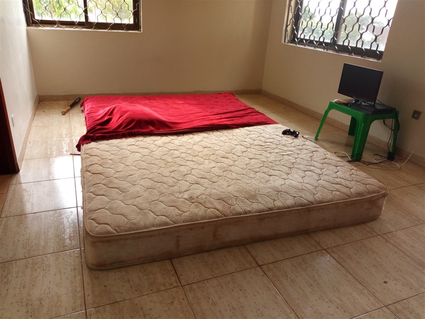 Duplex for rent in Muyenga Kampala