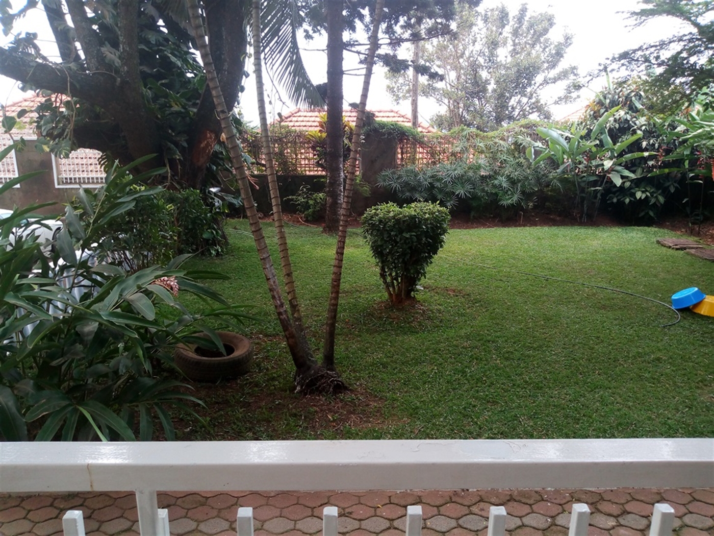 Mansion for rent in Buziga Kampala