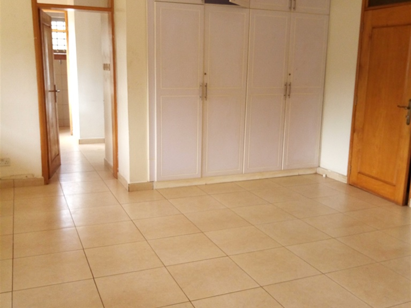 Mansion for rent in Naguru Kampala