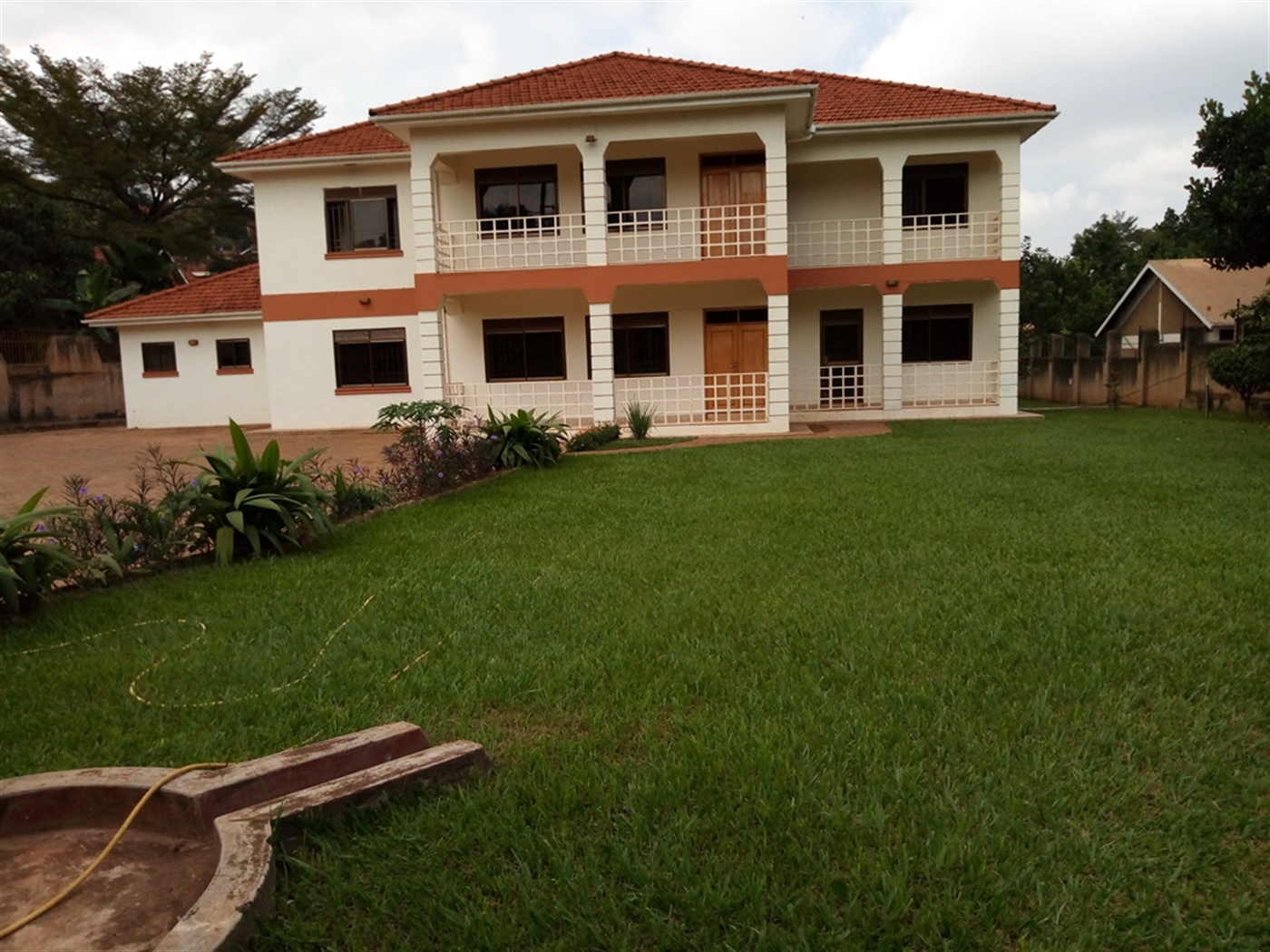 Mansion for rent in Naguru Kampala