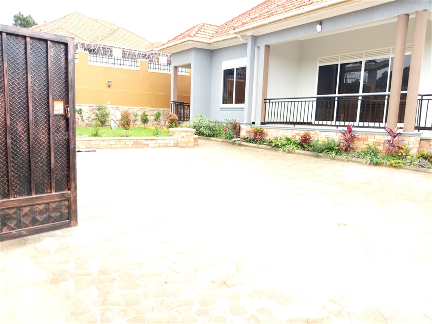 Bungalow for sale in Kira Wakiso