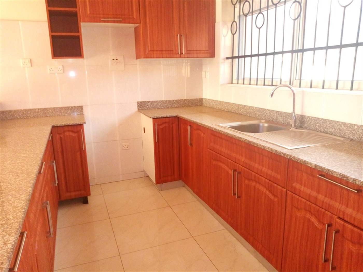 Apartment for rent in Naalya Kampala