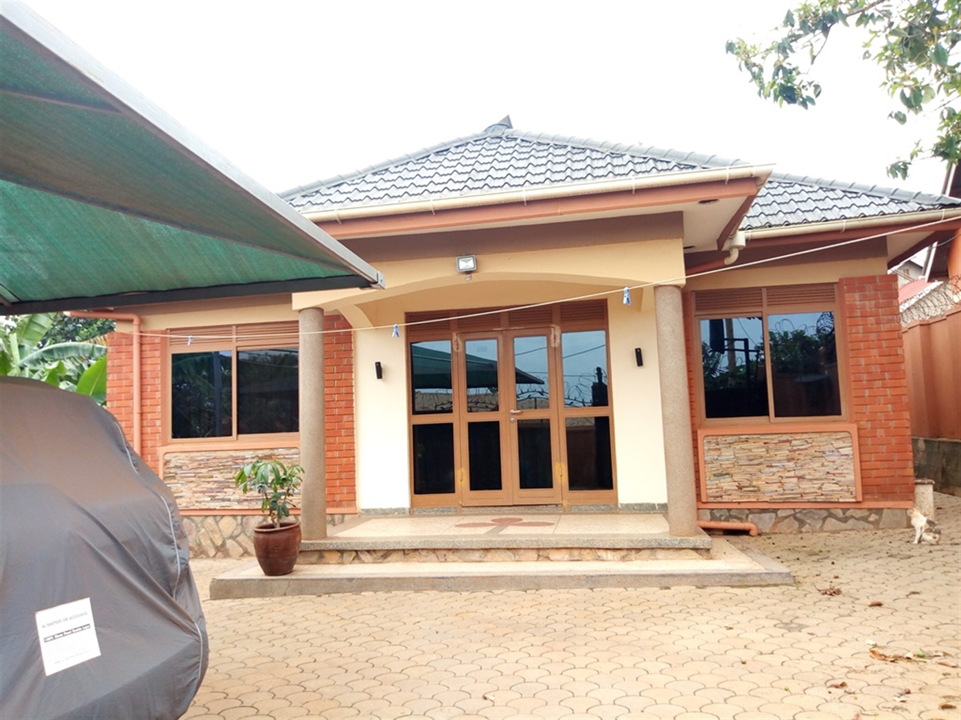 Bungalow for sale in Seguku Wakiso