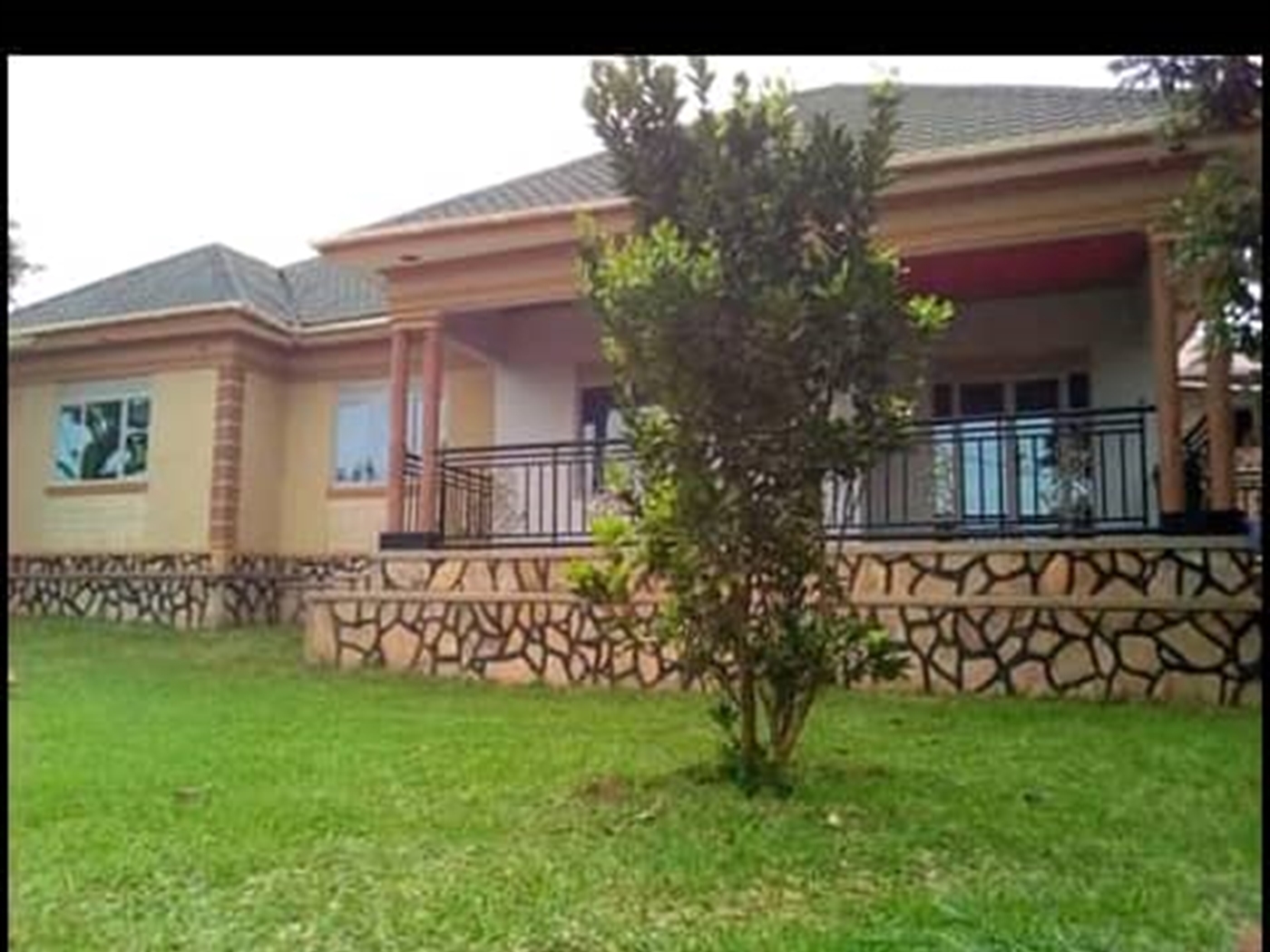 Bungalow for sale in Buddo Wakiso