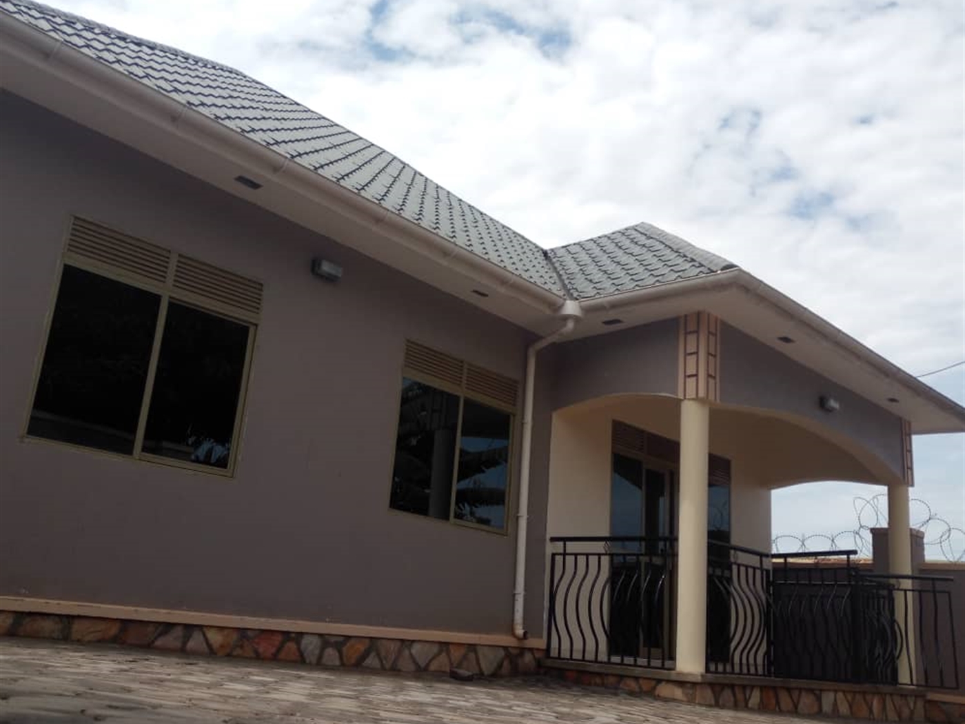 Bungalow for sale in Munyonyo Kampala