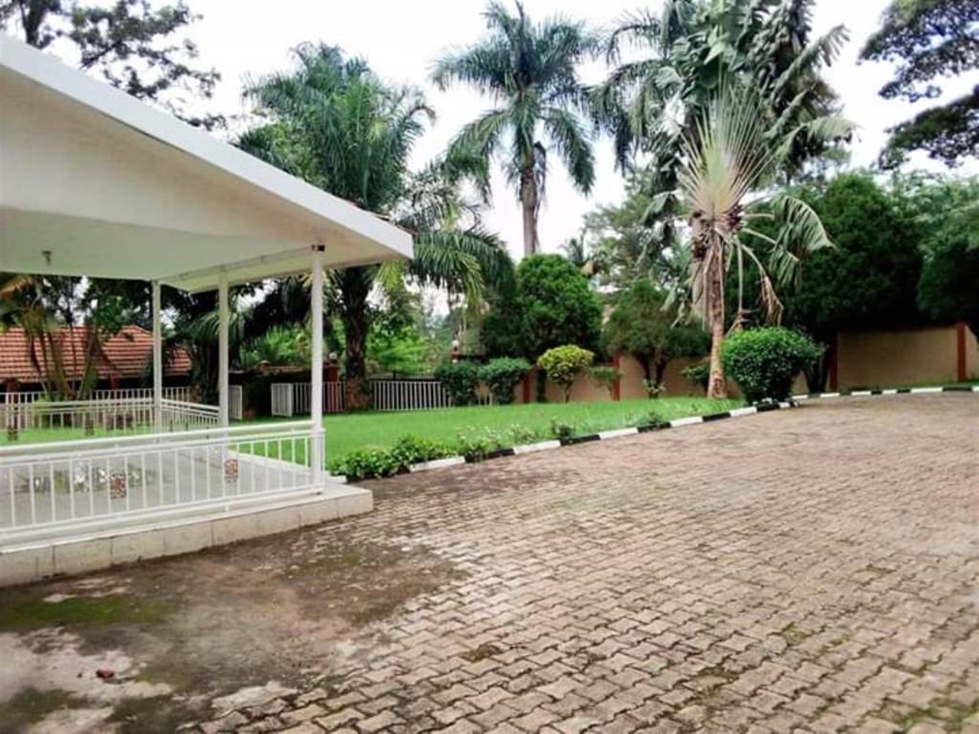 Bungalow for rent in Naguru Kampala