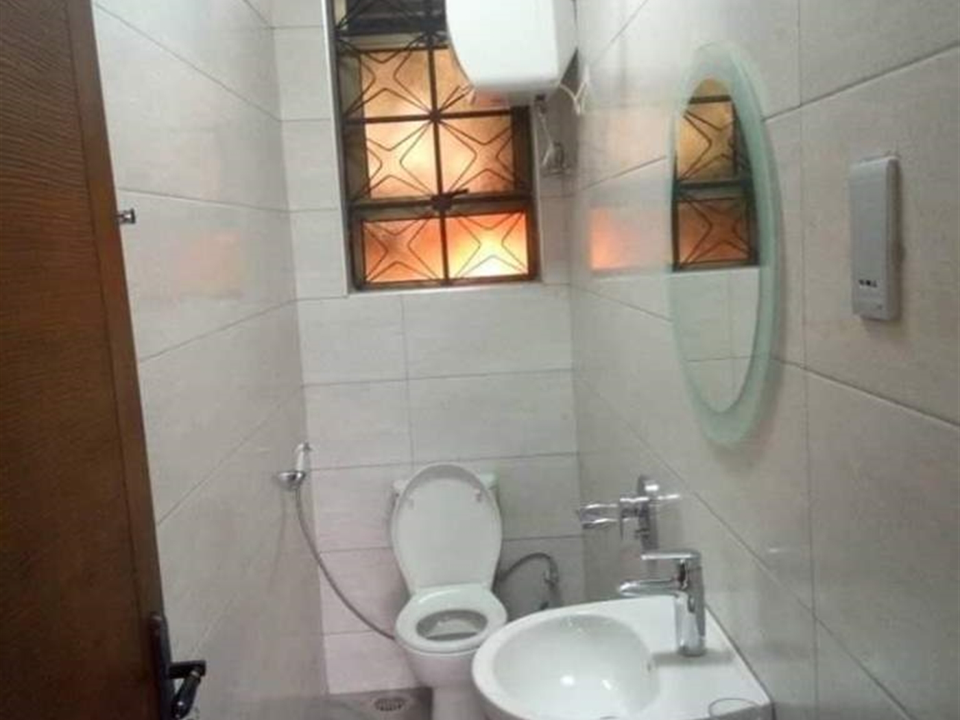 Bathroom (Toilet)