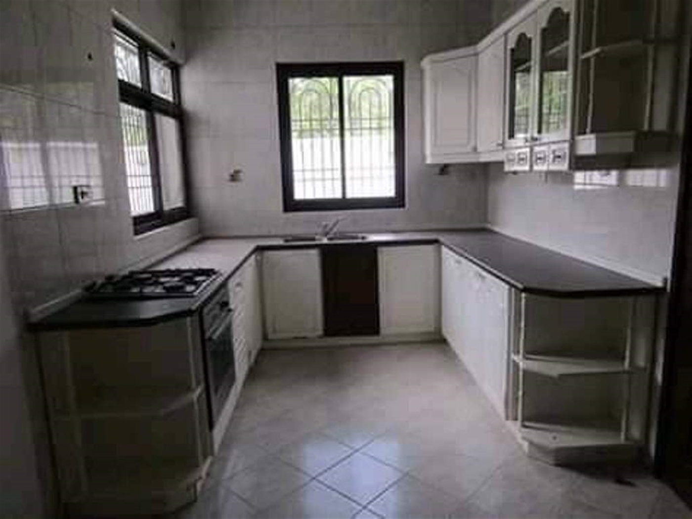 Bungalow for rent in Naguru Kampala