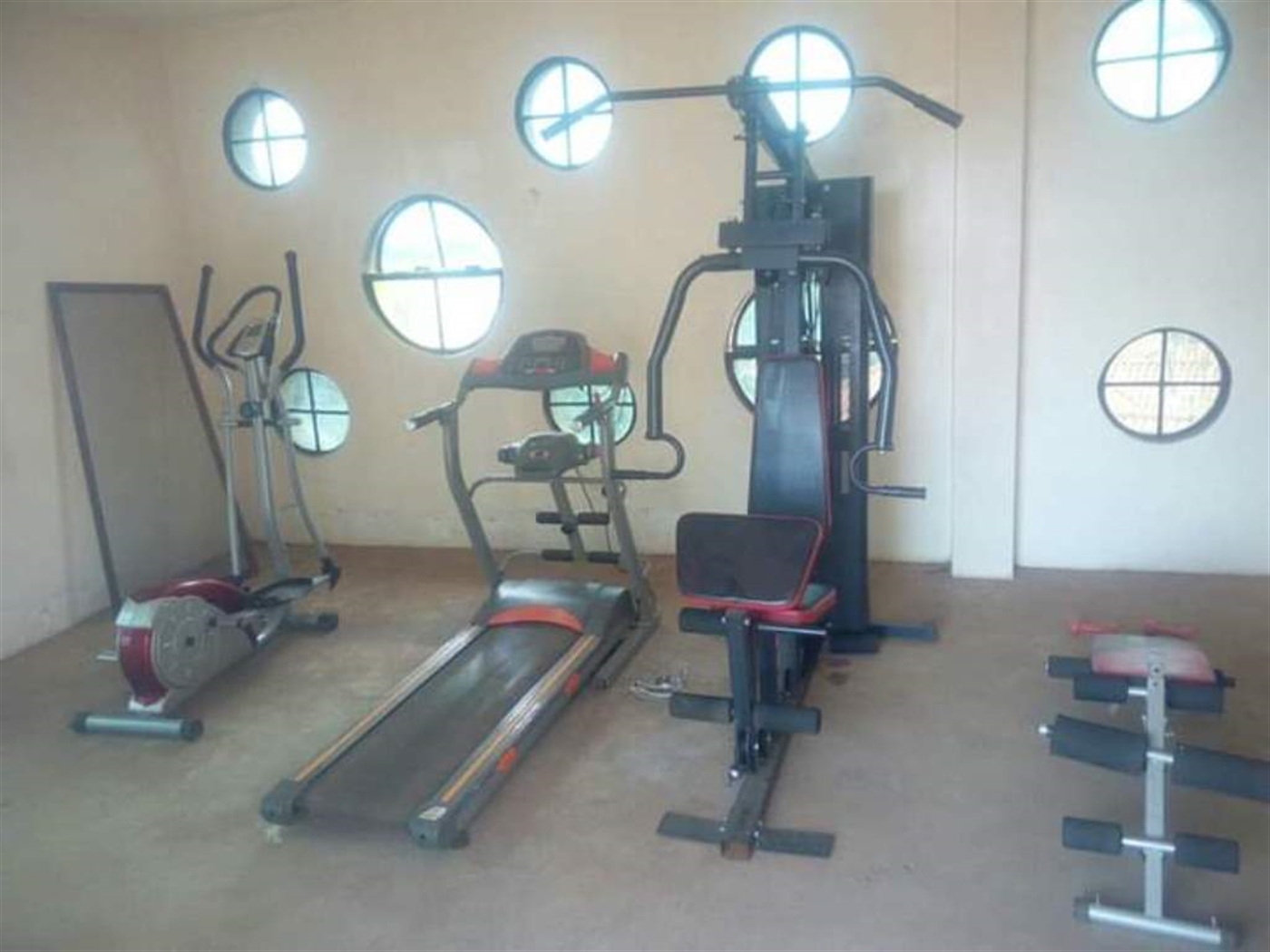 Gym (Gymnasium)