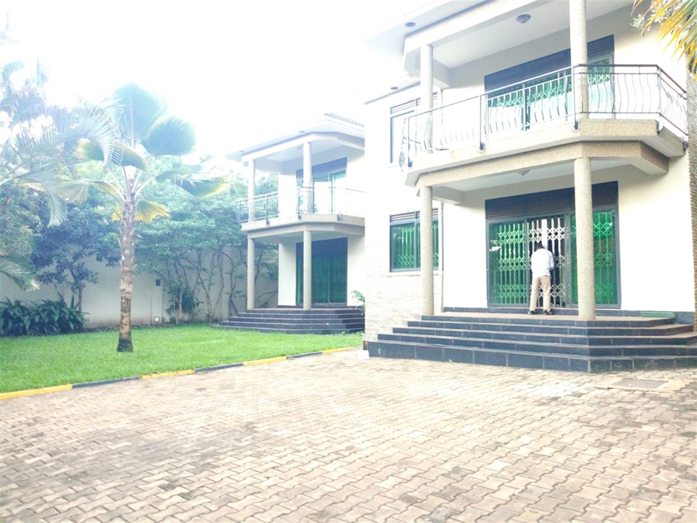 Mansion for rent in Naguru Kampala