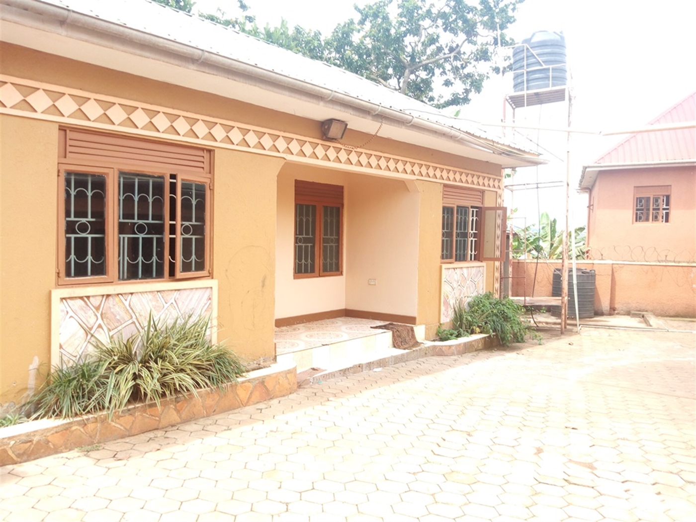 Bungalow for sale in Seguku Wakiso