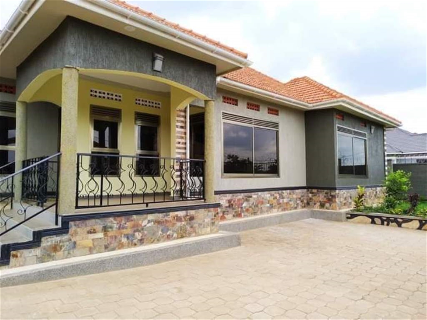 Bungalow for sale in Kira Wakiso