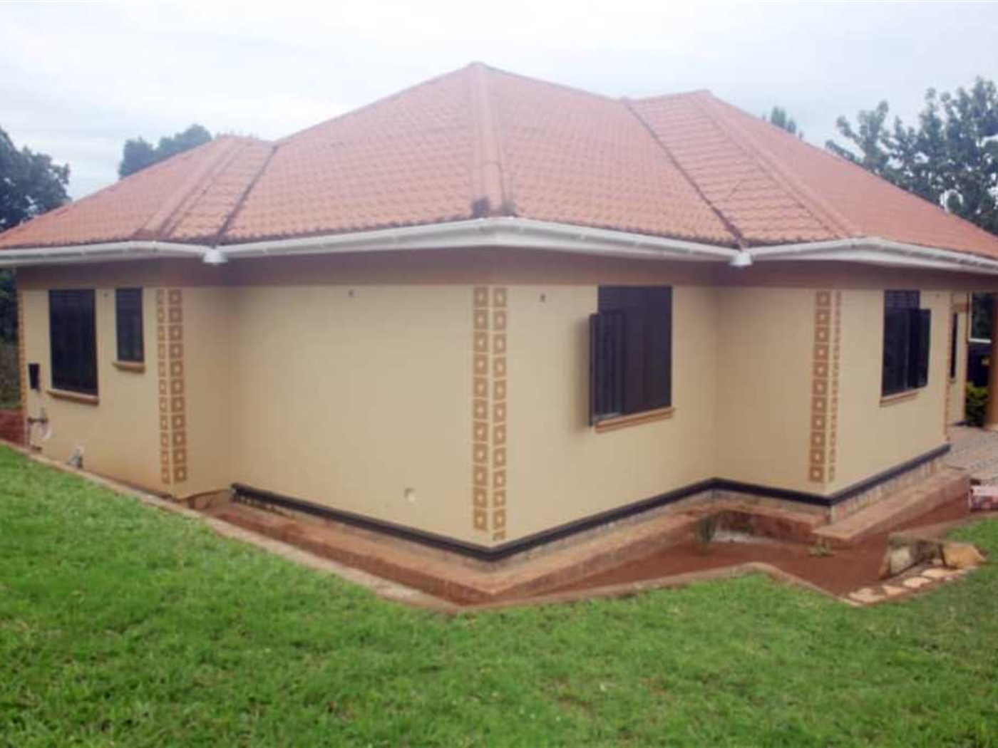 Bungalow for rent in Kyetume Mukono