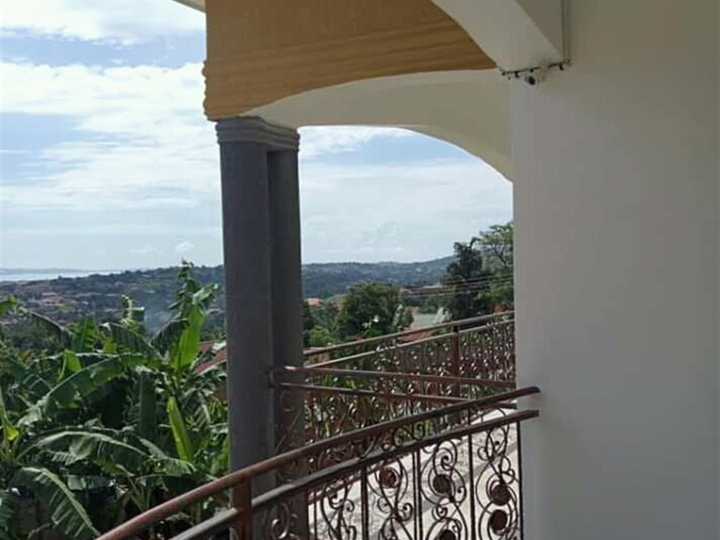 Mansion for sale in Kitende Kampala