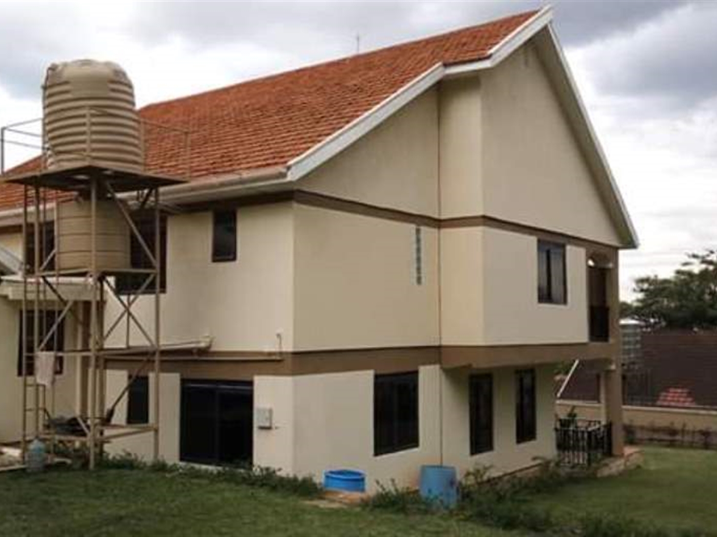 Mansion for rent in Naguru Kampala