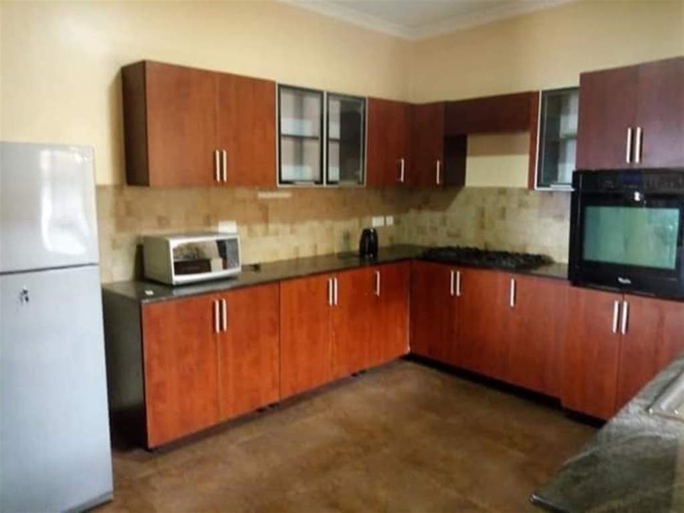 Apartment for rent in Mutungo Kampala