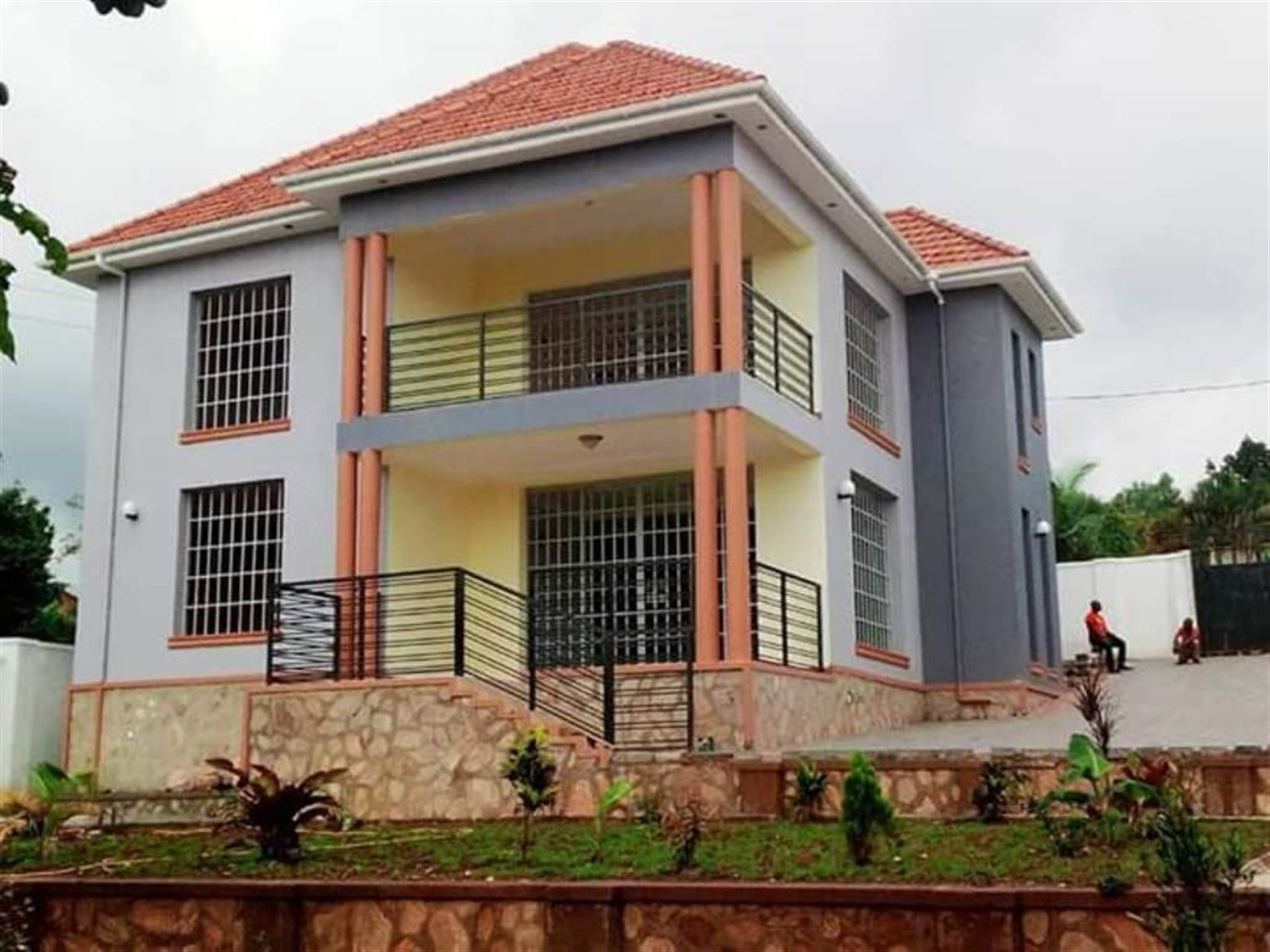 Mansion for sale in Kitende Wakiso