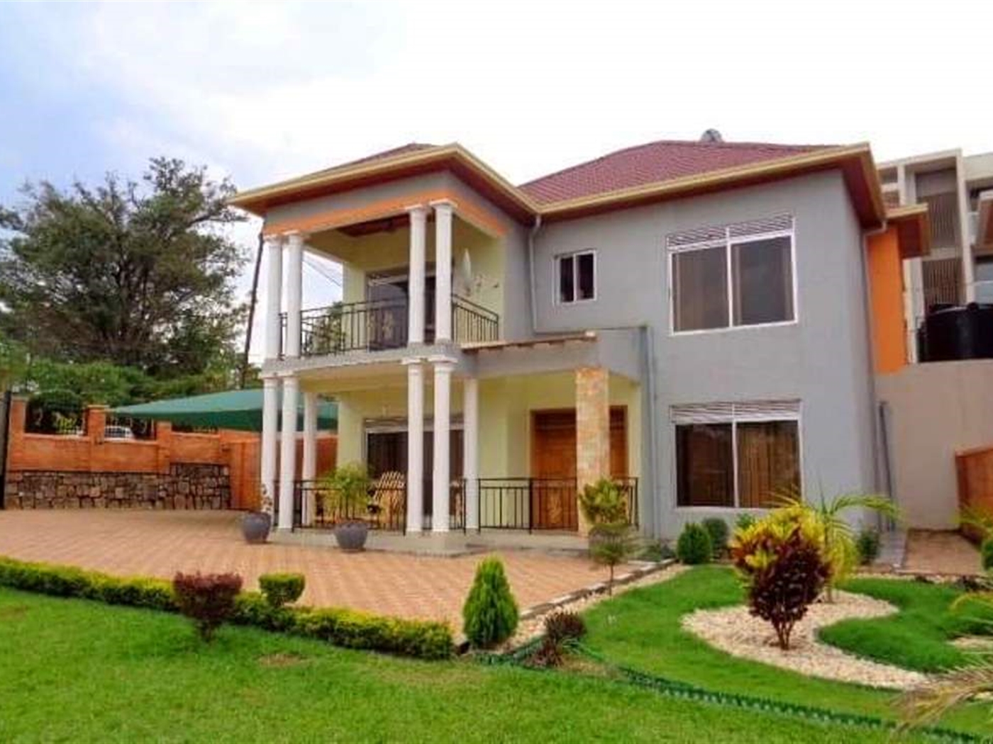 Mansion for sale in Najjera Wakiso