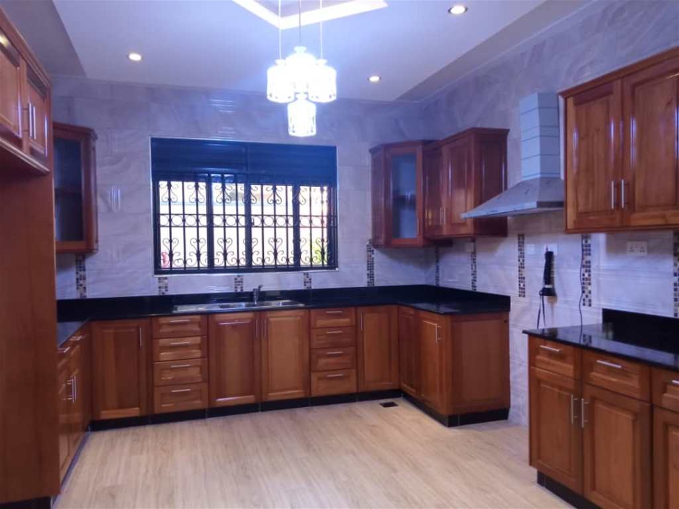 Mansion for sale in Bbunga Kampala