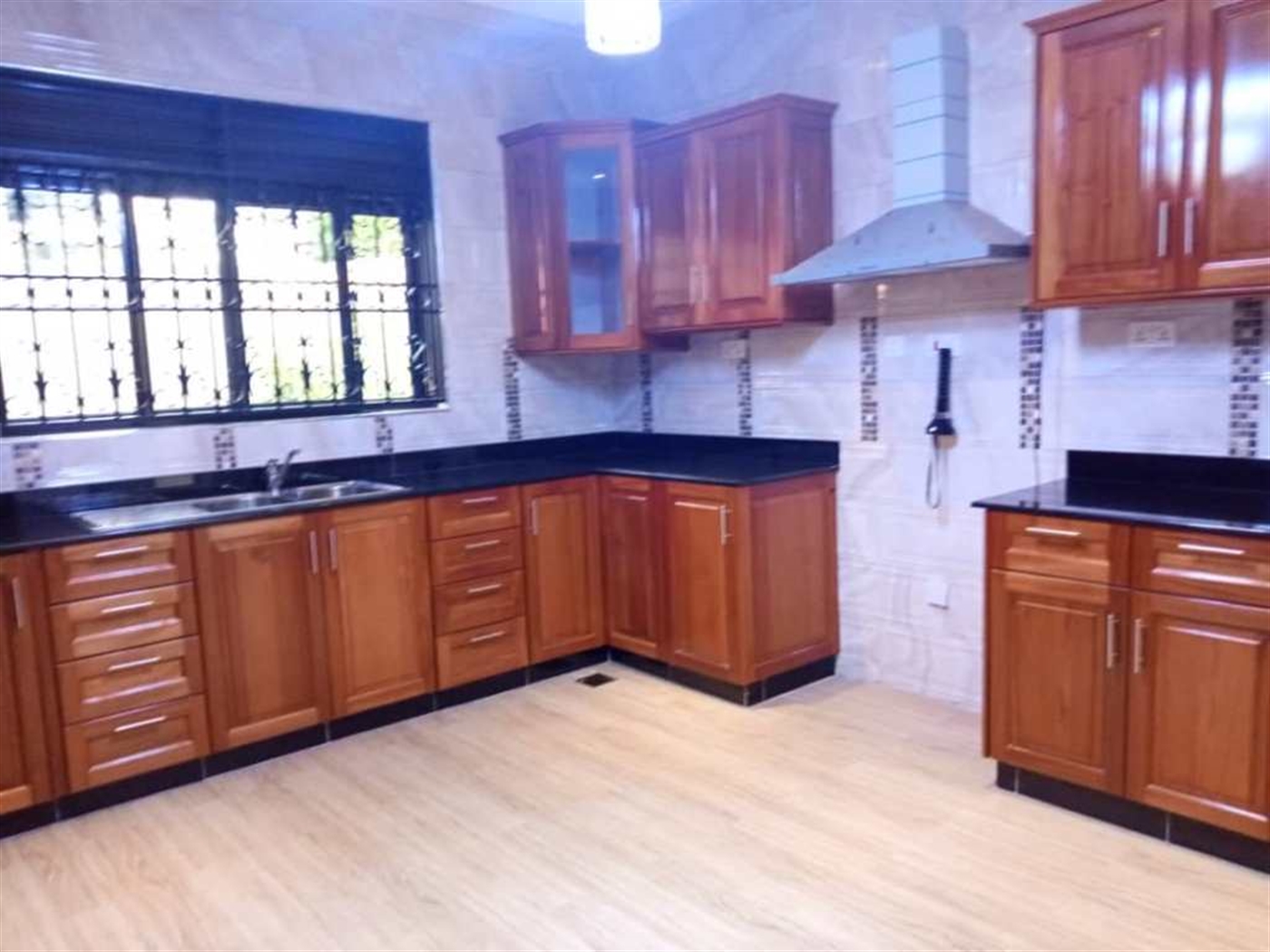 Mansion for sale in Bbunga Kampala