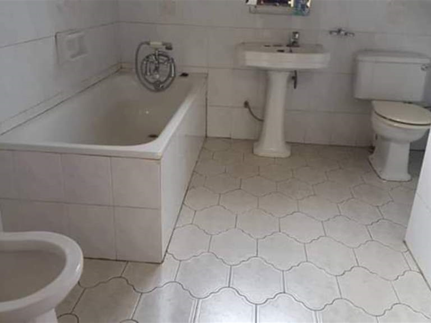 Bathroom (Toilet)