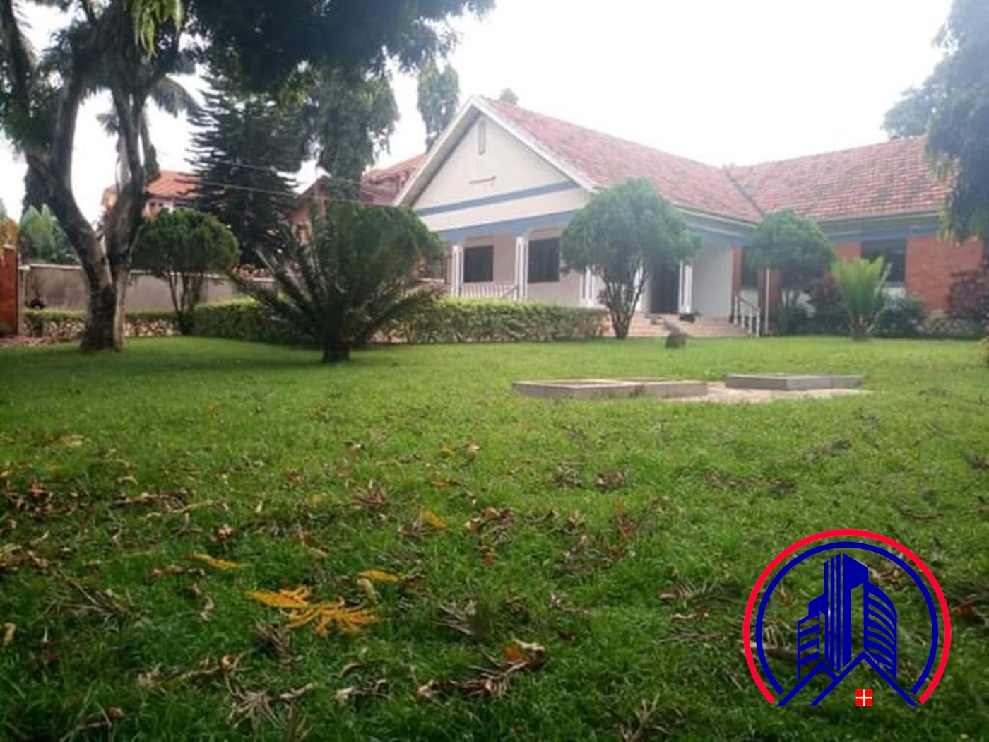 Bungalow for rent in Luzira Kampala