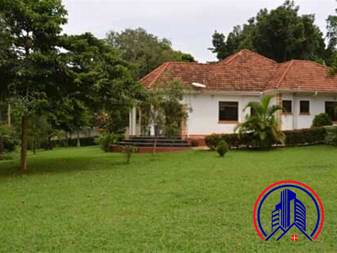 Bungalow for sale in Kiwaatule Kampala