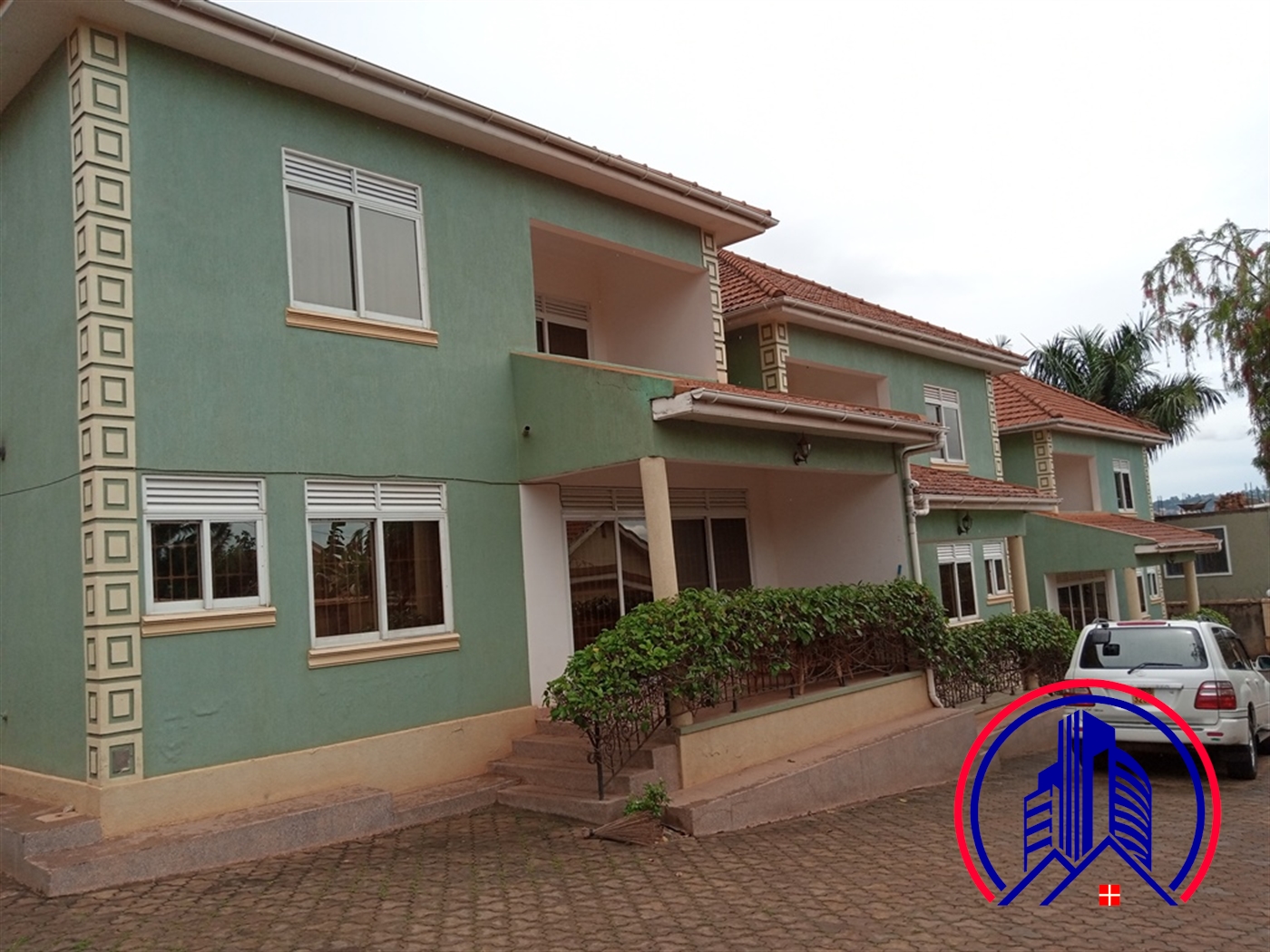 Duplex for rent in Muyenga Kampala