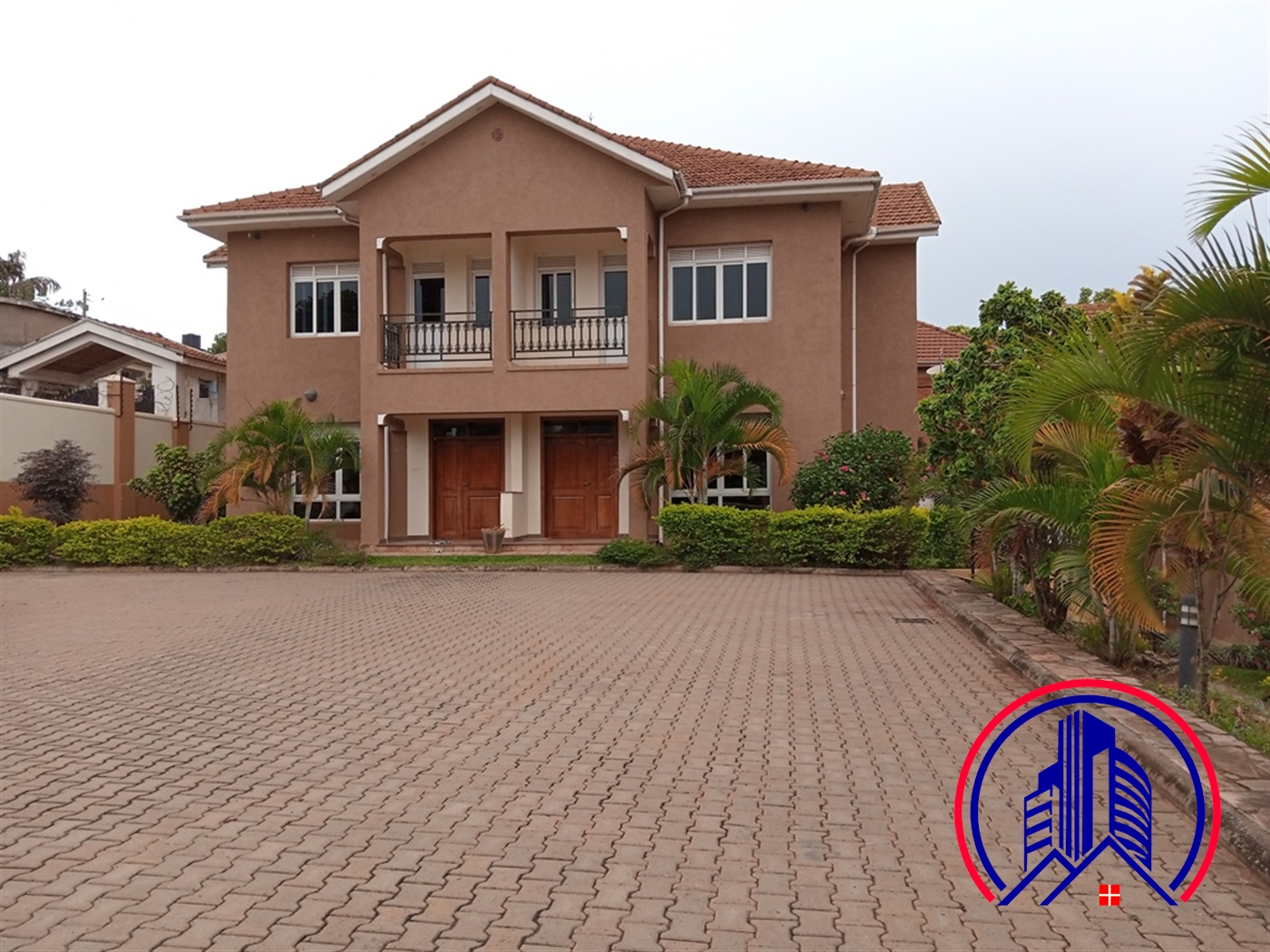 Villa for rent in Muyenga Kampala