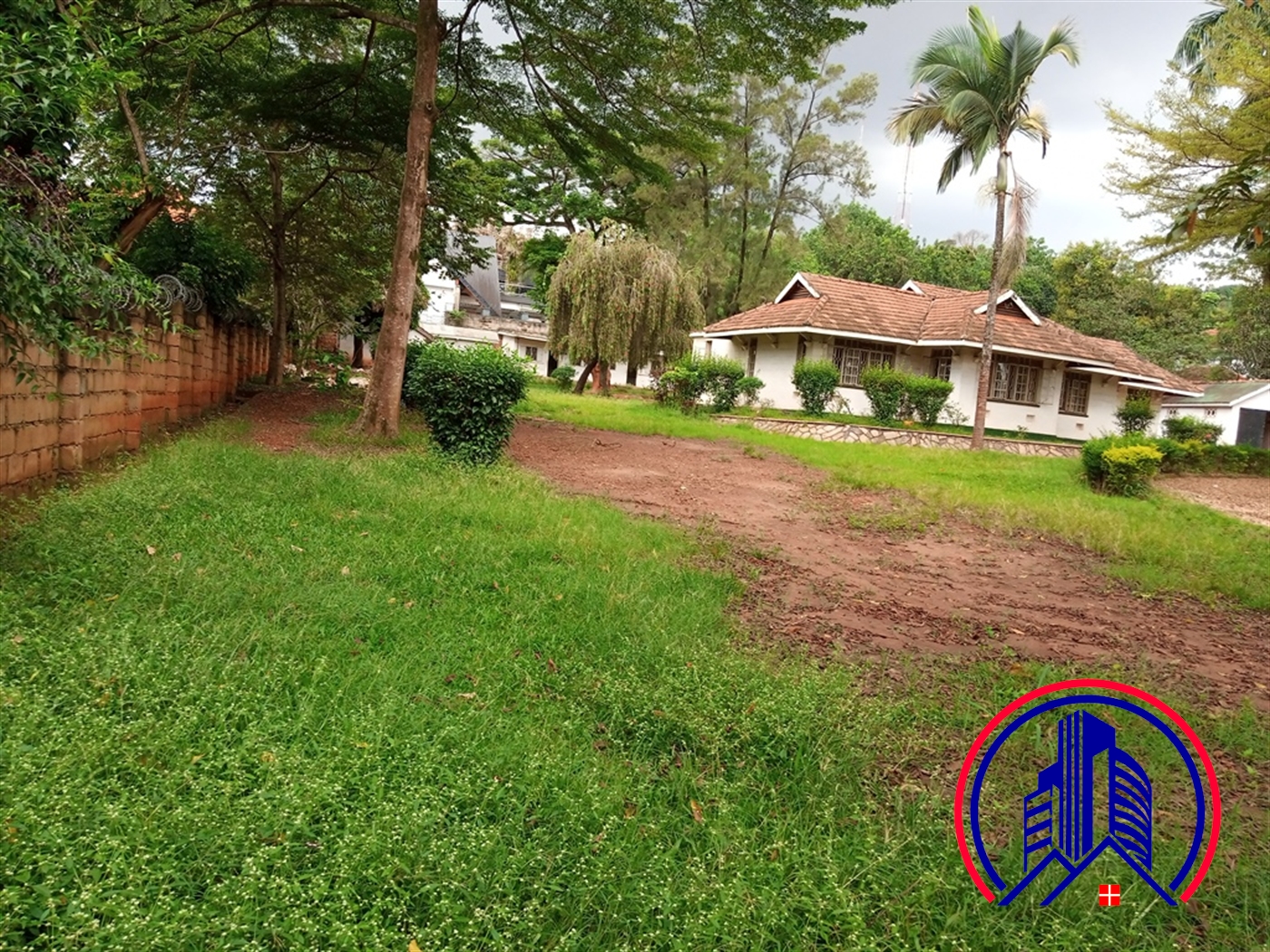 Bungalow for rent in Kololo Kampala