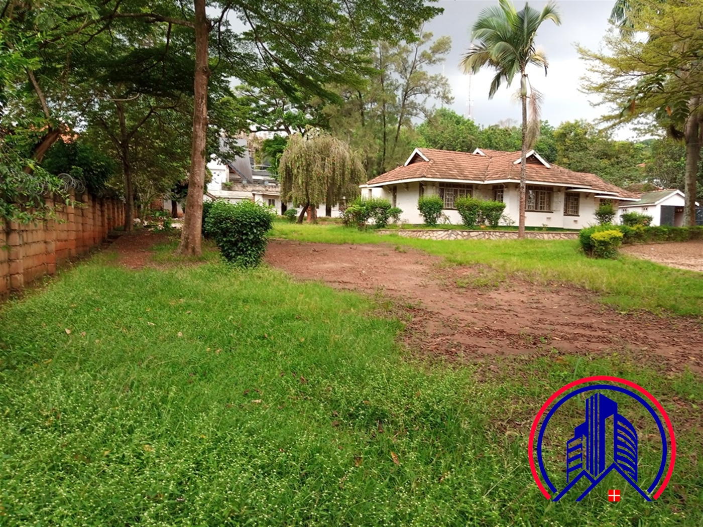 Bungalow for rent in Kololo Kampala