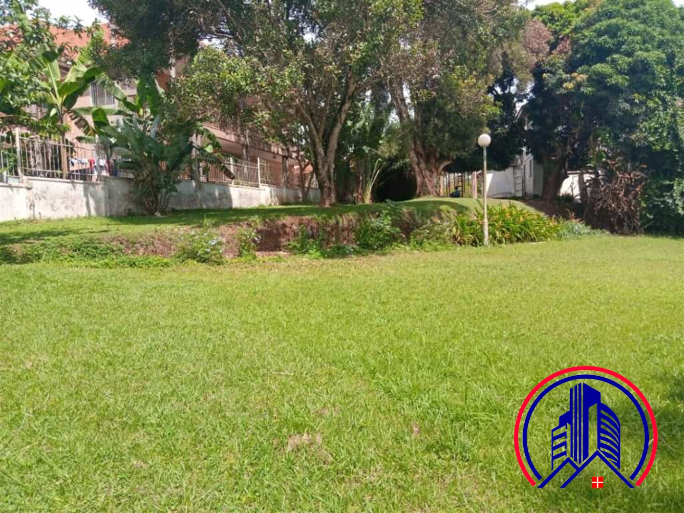 Mansion for rent in Mutungo Kampala