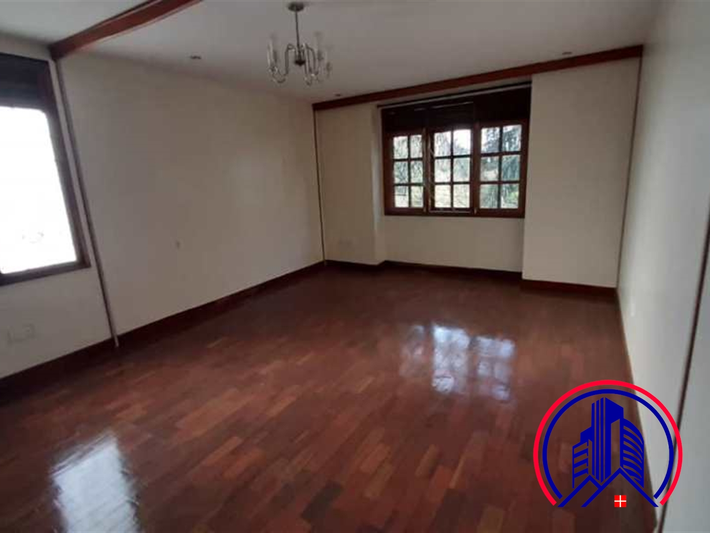 Mansion for rent in Bugoloobi Kampala