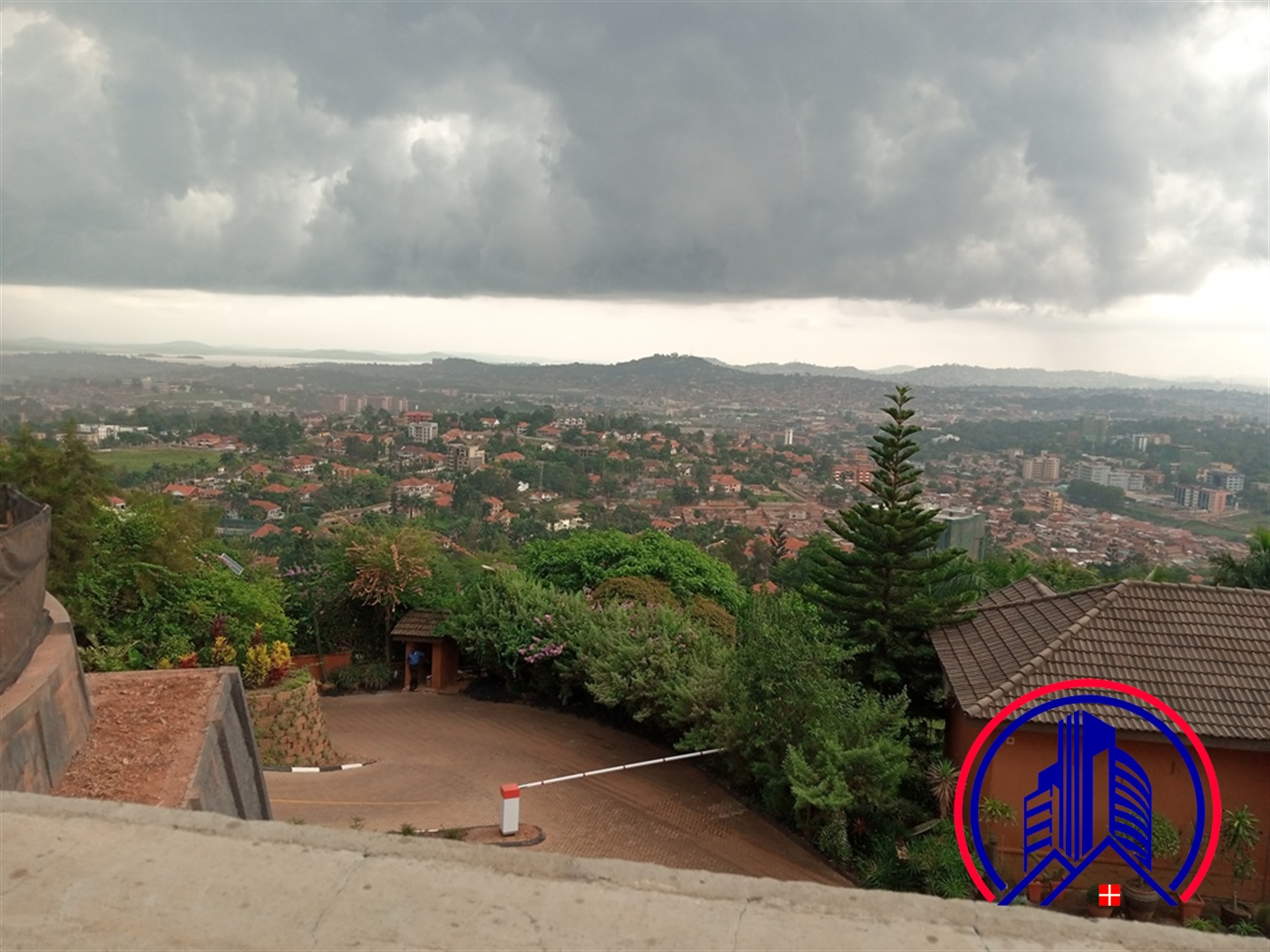 Mansion for rent in Kololo Kampala