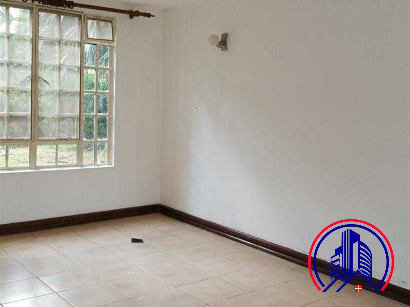 Bungalow for rent in Kololo Kampala