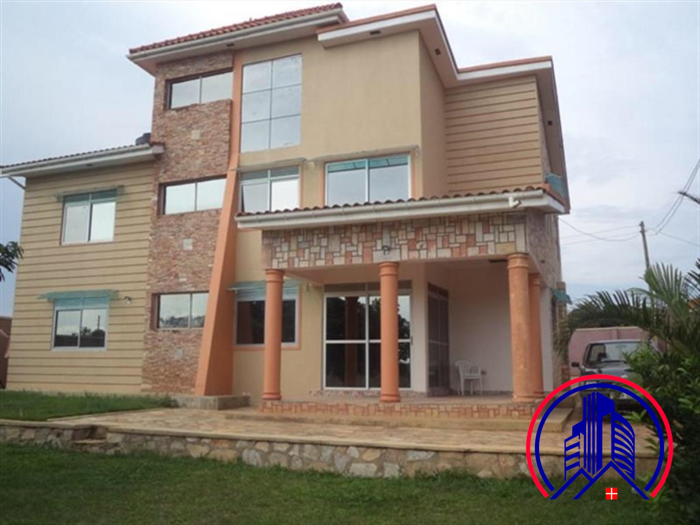 Mansion for sale in AbayitaAbabiri Wakiso