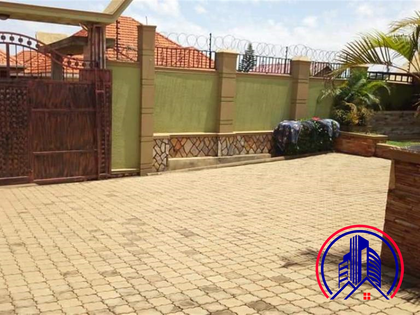 Bungalow for sale in Kyaliwajjala Wakiso