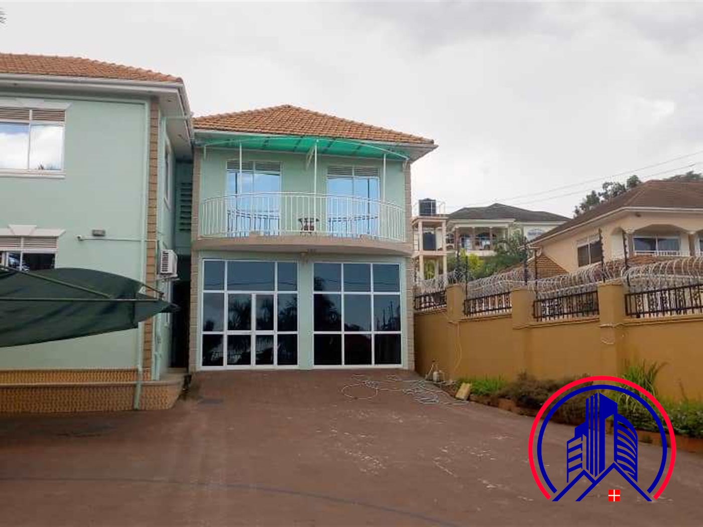 Mansion for rent in Munyonyo Kampala