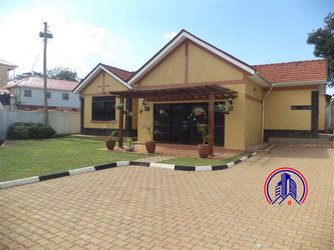 Bungalow for rent in Kisaasi Kampala