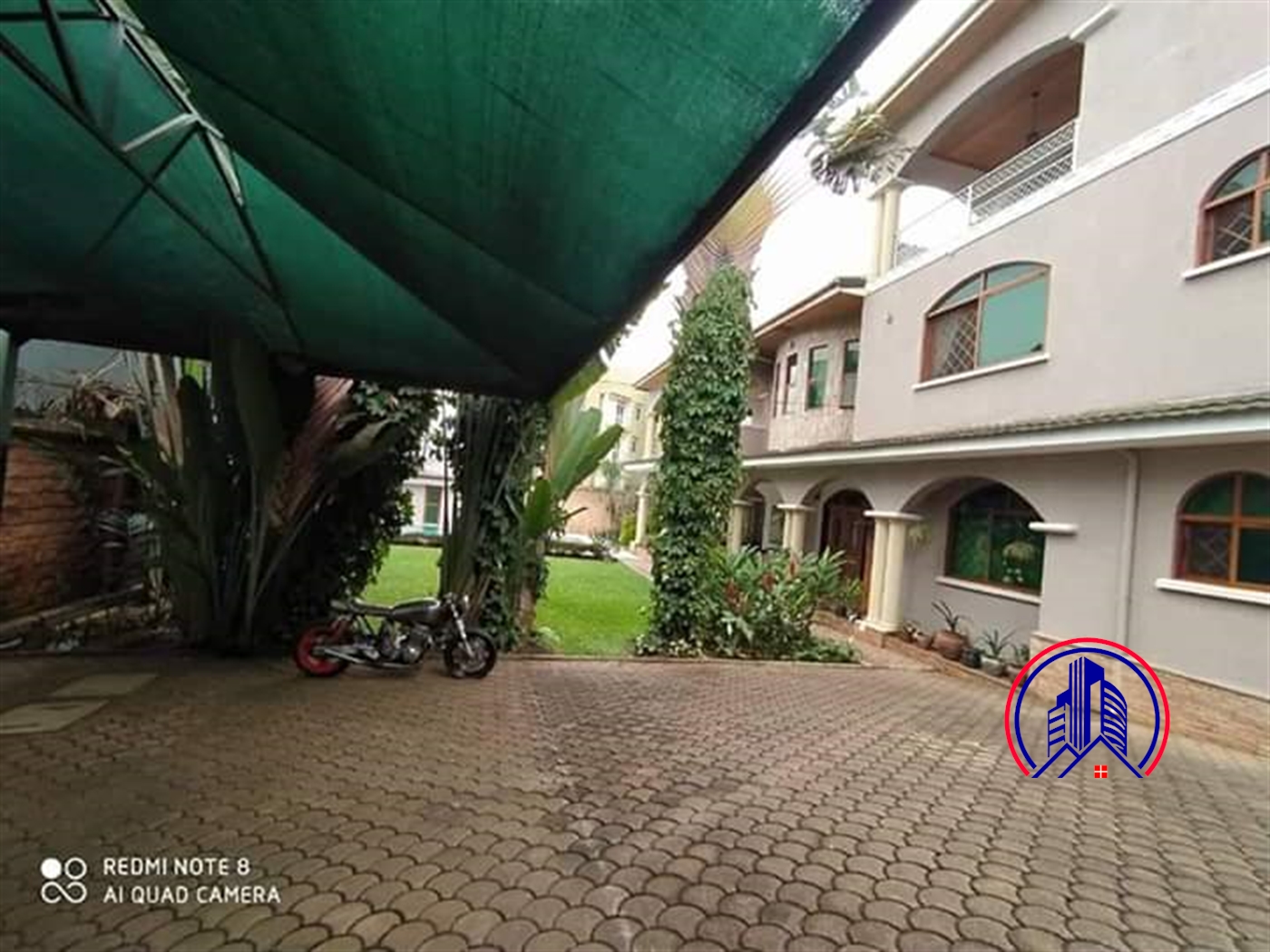 Mansion for sale in Kololo Kampala