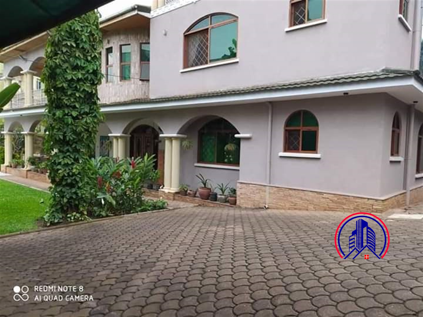 Mansion for sale in Kololo Kampala