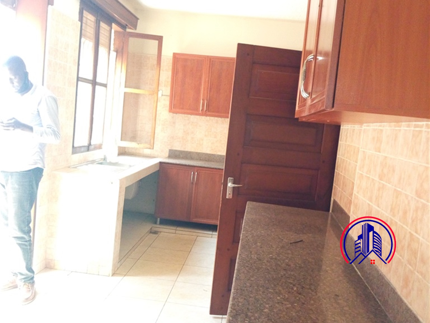 Mansion for rent in Muyenga Kampala