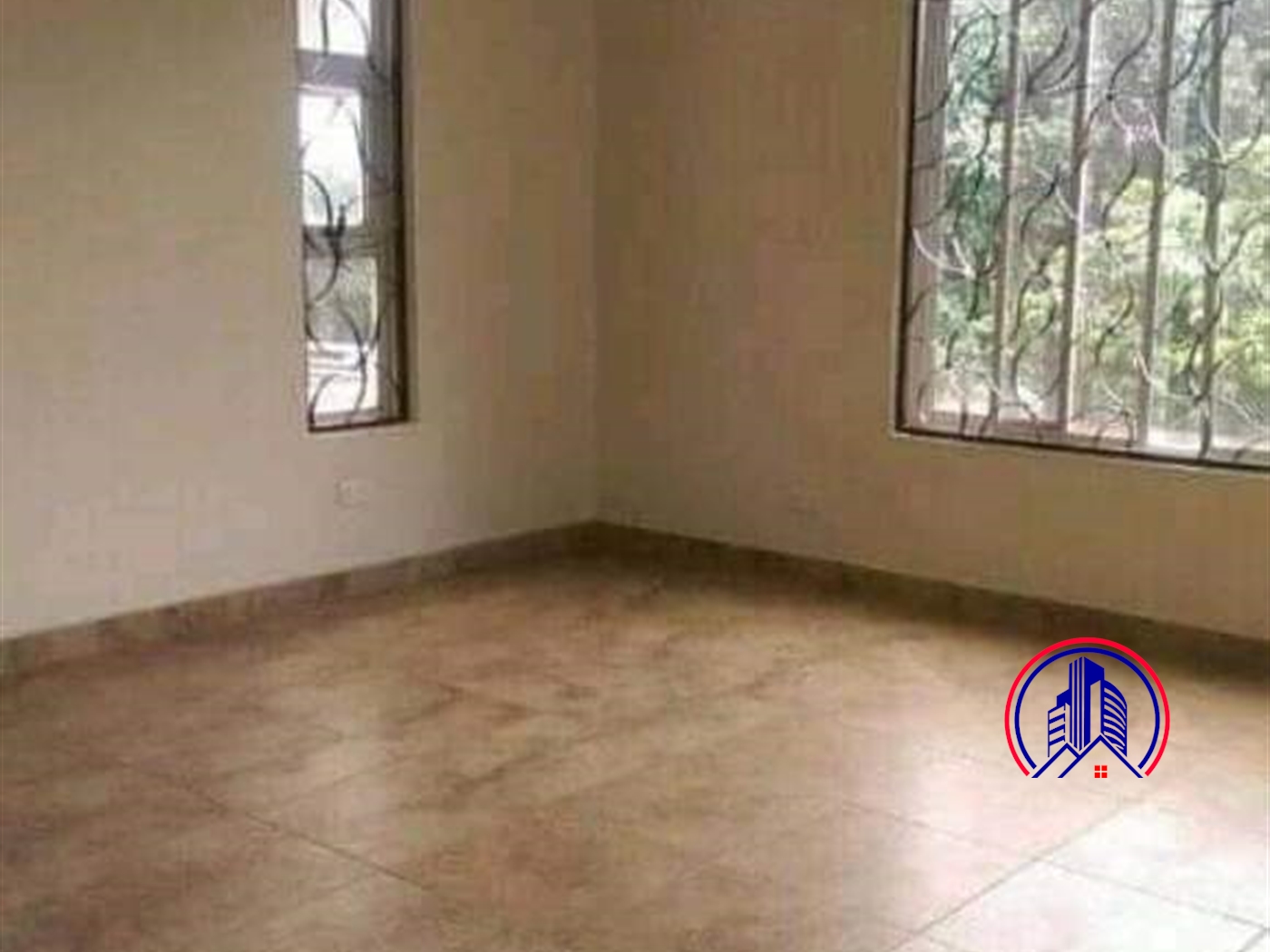 Duplex for rent in Mbuya Kampala