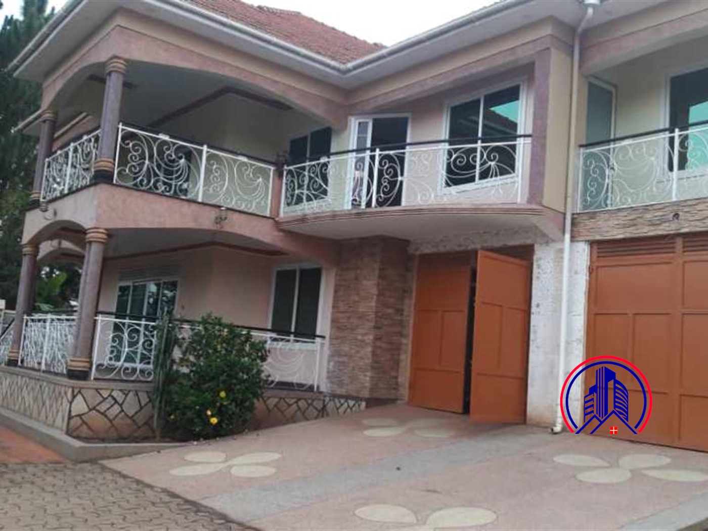 Mansion for sale in Bwebajja Wakiso