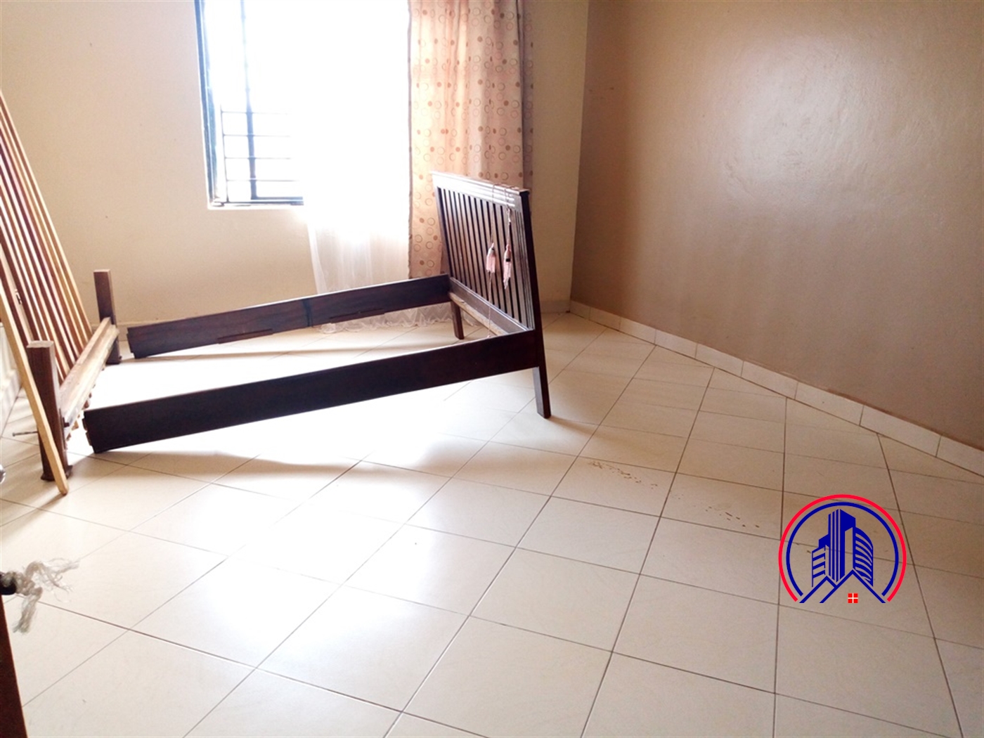 Duplex for rent in Munyonyo Kampala